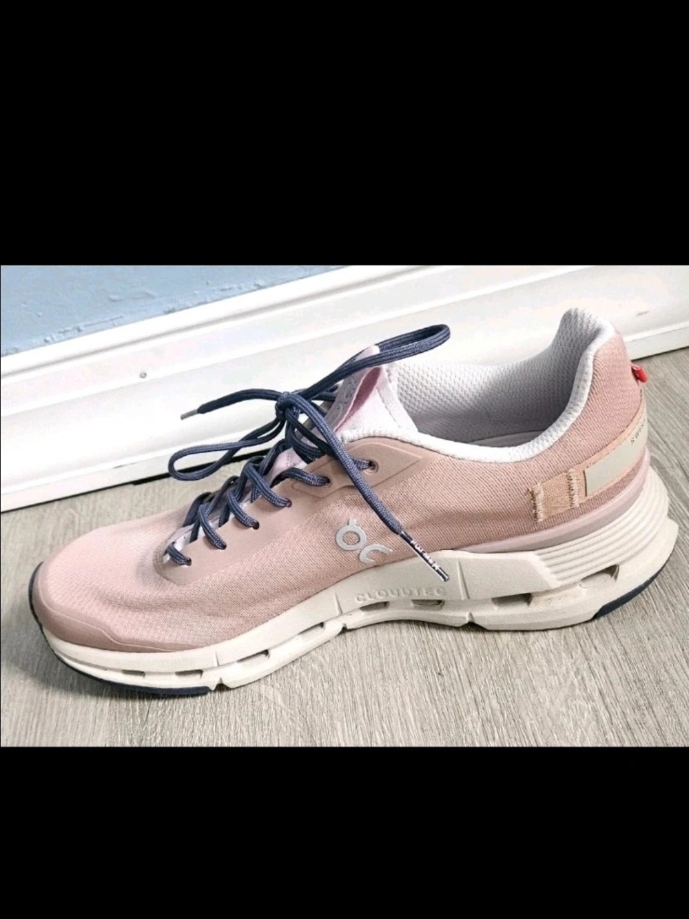 On Running Cloudnova Form Womens US 9 Orchid Rosebrown. Single Right Shoe.